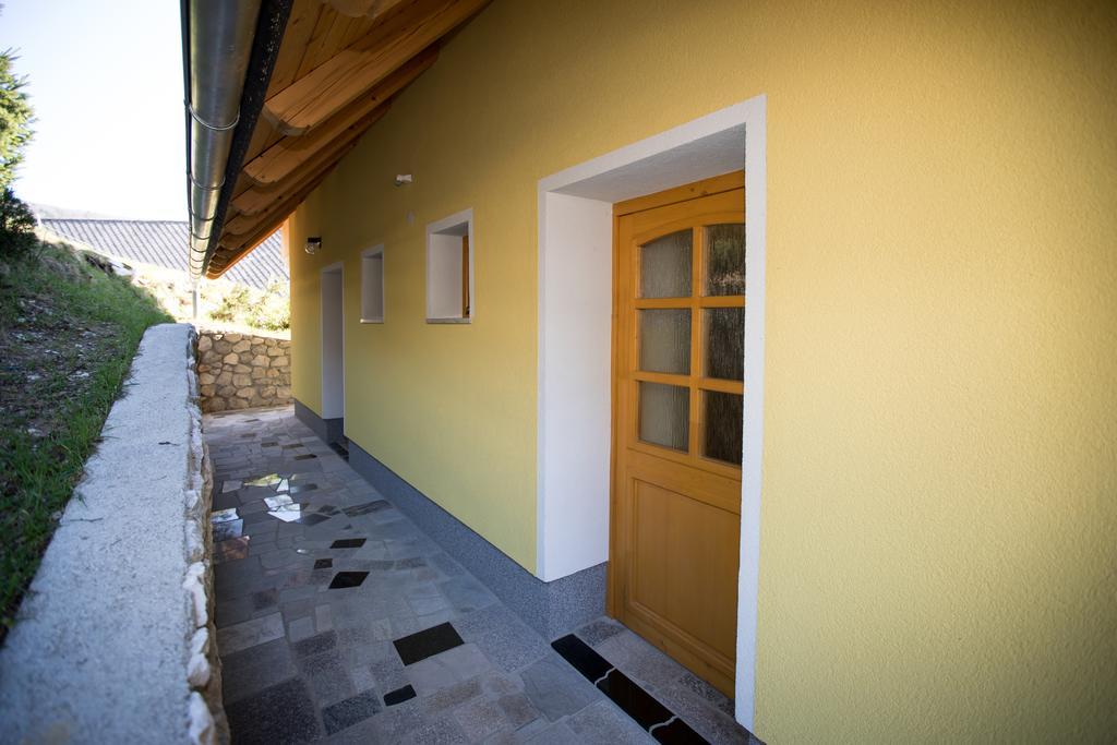 בוהין Farmhouse Pri Miklavu מראה חיצוני תמונה