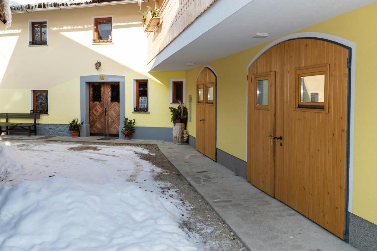 בוהין Farmhouse Pri Miklavu מראה חיצוני תמונה